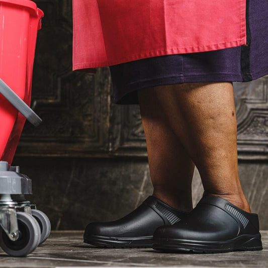 Cruiza Work-Pro Slip-on Clog Black