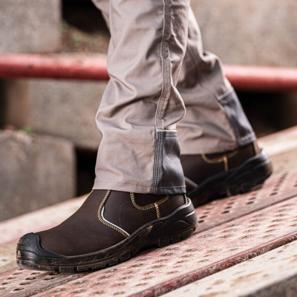 REBEL Anvil Chelsea Boot [Open Box]